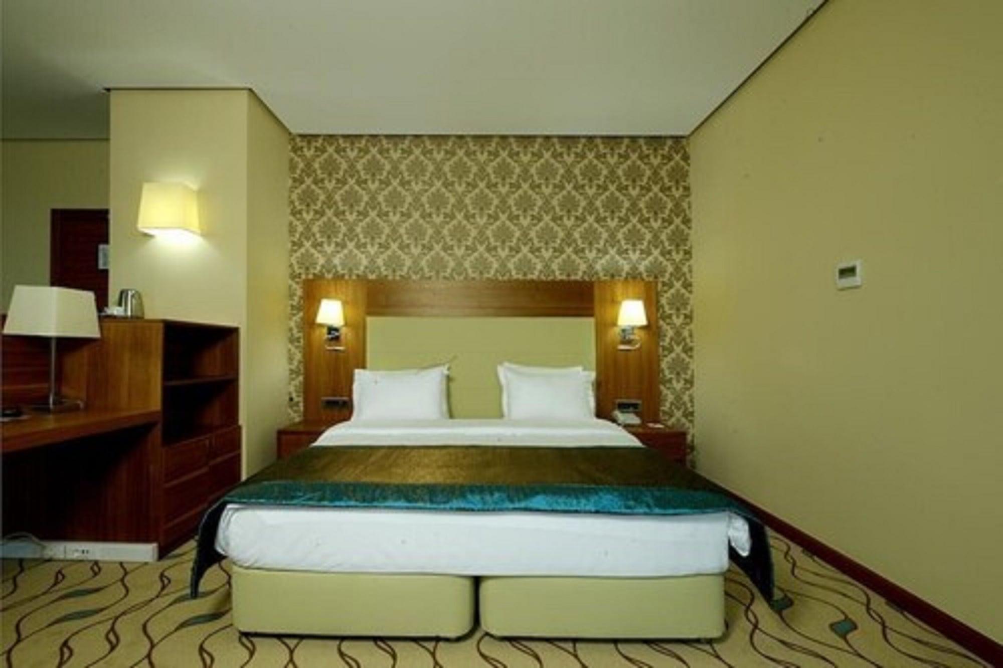 Margi Hotel Edirne Eksteriør billede A room at the hotel